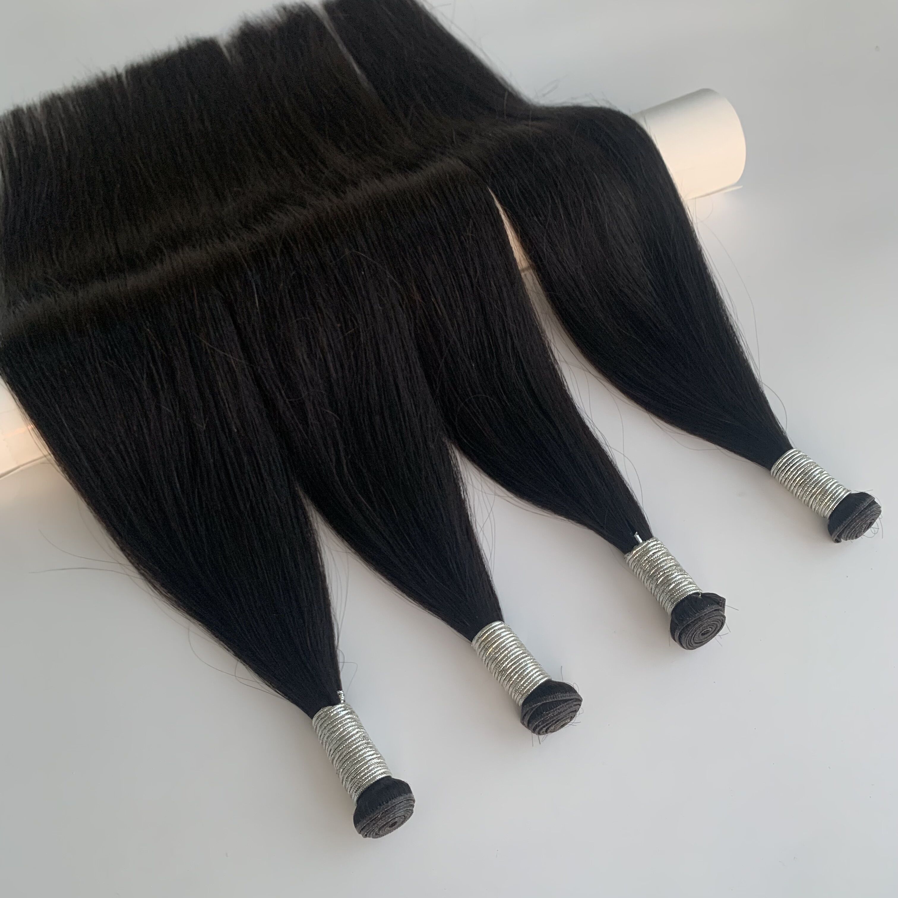 Salon Quality Genius Weft Hair Extensions - Discreet & Durable - 100% Human Hair - 商品描述 3