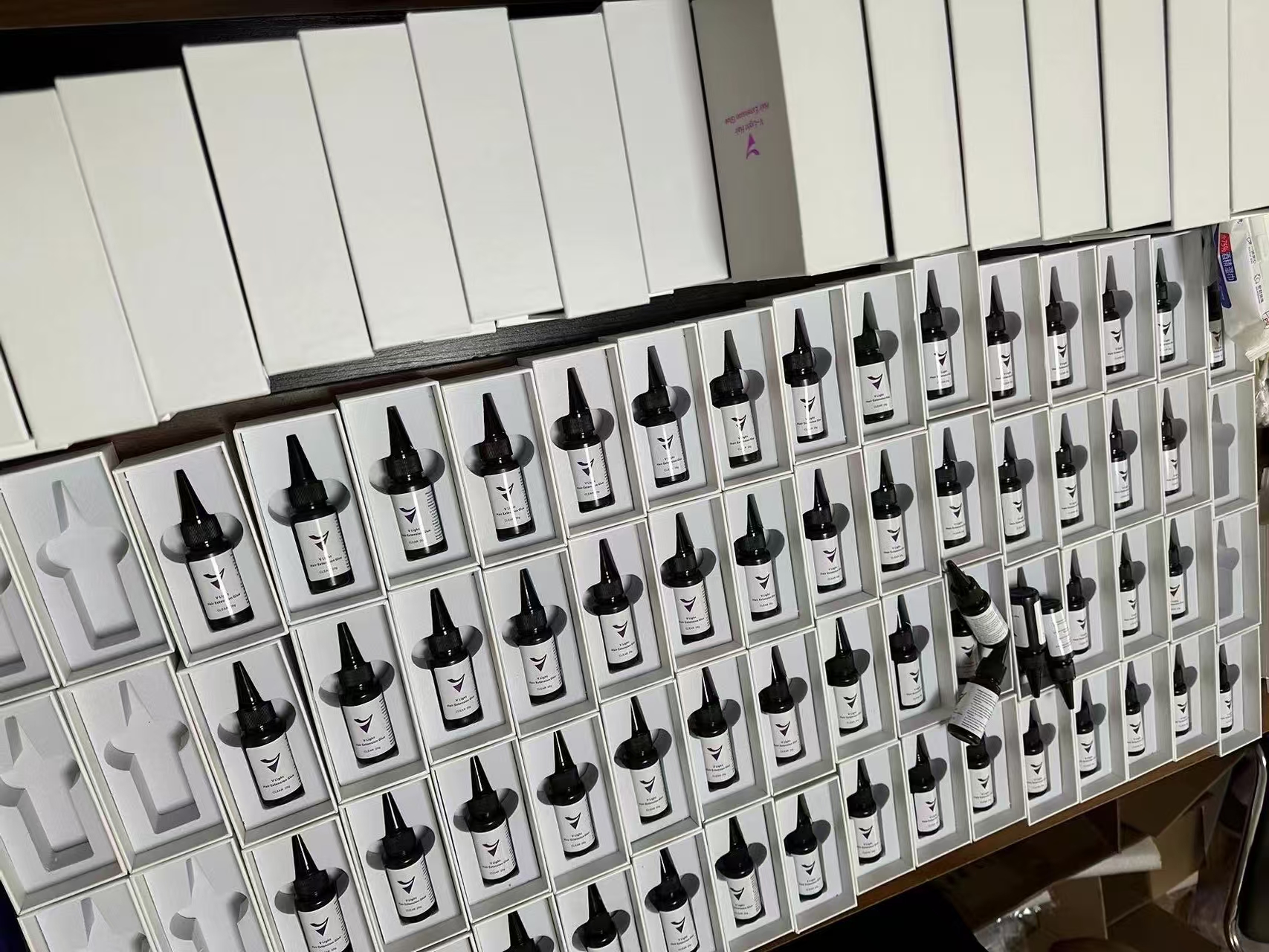 clear glue-100 bottles